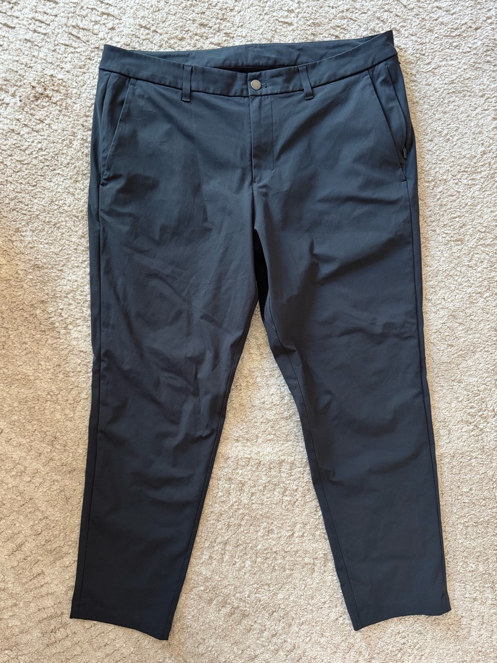 Lululemon Men’s ABC / commission trouser pants - size 38 - EUC!!